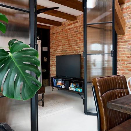 Apartament Loft 16 - Luksus & Relax - Wanna, Netflix, Parking Iława Zewnętrze zdjęcie